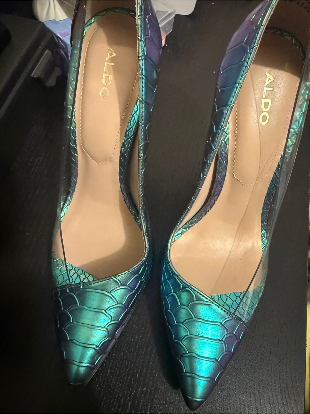 ALDO Iridescent Teal-Green Pointed Toe Pumps